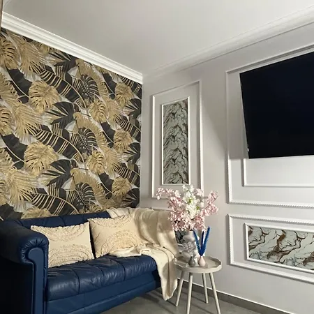 Iridam De-luxe Апартаменты Adorf