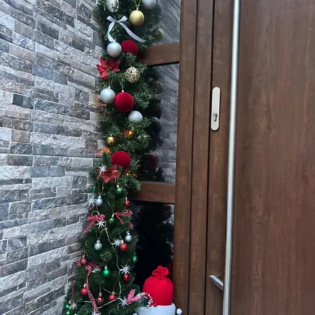 Iridam De-luxe Апартаменты Adorf