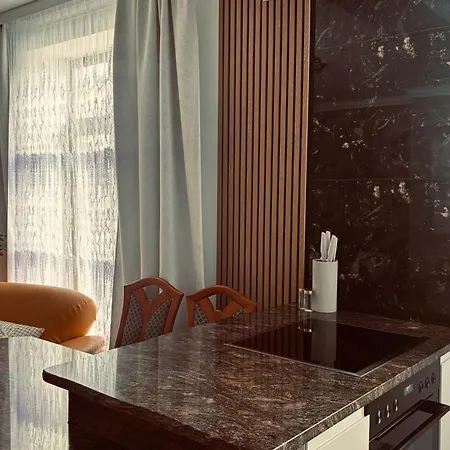 Iridam De-luxe شقة