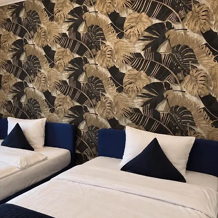 Iridam De-luxe Apartament *